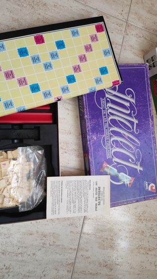 Intelect: Juego de palabras cruzadas