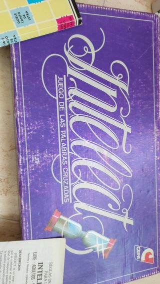 Intelect: Juego de palabras cruzadas