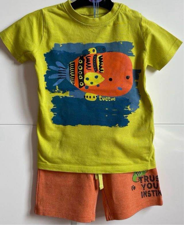 Ropa 3 años - 5 pantalones, 1 camiseta y 2 polos