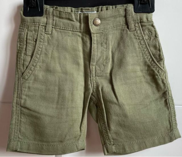 Ropa 3 años - 5 pantalones, 1 camiseta y 2 polos