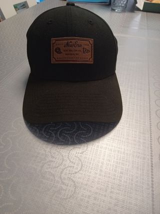 Gorra New Era negra