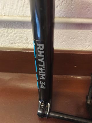 Horquilla Fox 34 Rhythm 27.5