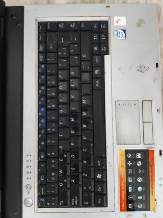 Portátil Samsung R40 plus, Core 2, sin cargador