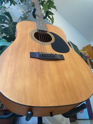 Guitarra Jasmine S35 acústica en buen estado