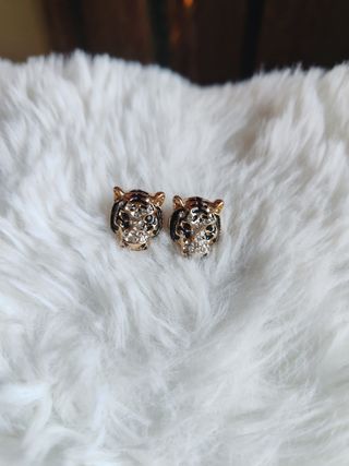 Pendientes tigre dorados