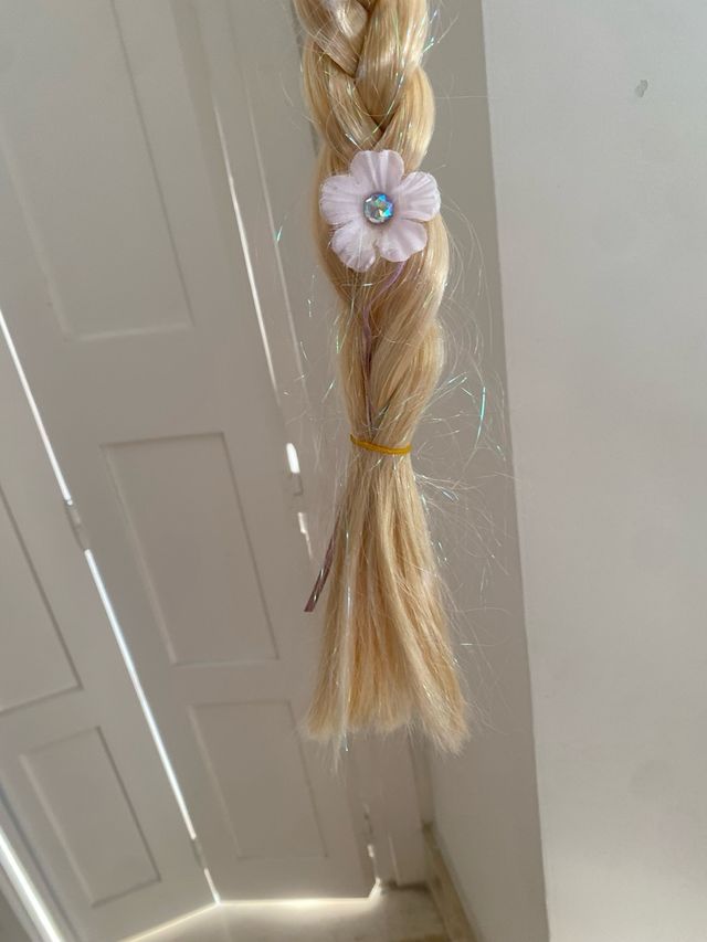 Peluca Rapunzel original Disney pelo trenzado