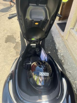 Piaggio X10 125cc - Scooter