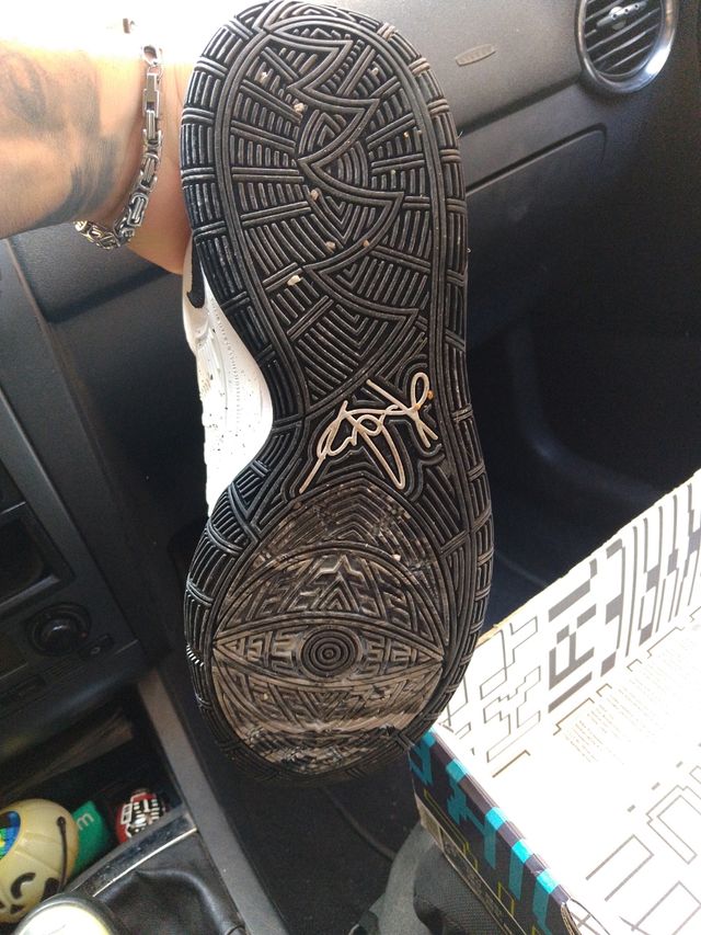 Nike Kyrie 6 - Scarpe Basket Bianche e Nere