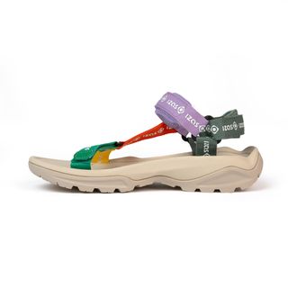 Sandalias de montaña y trekking Unisex Izas Aoi
