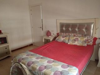 Casa y piso con buhardilla.precio por privado