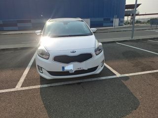 KIA Carens 2015