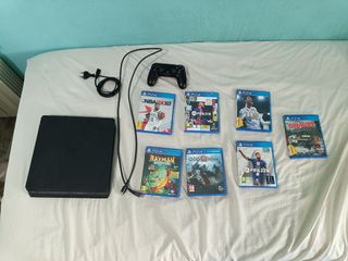 PS4 (PlayStation 4) + juegos CON CAJA ORIGINAL 