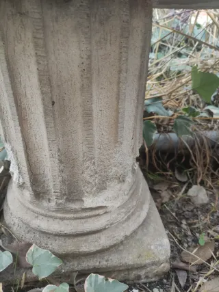 Conjunto jardín piedra - mesa + bancos