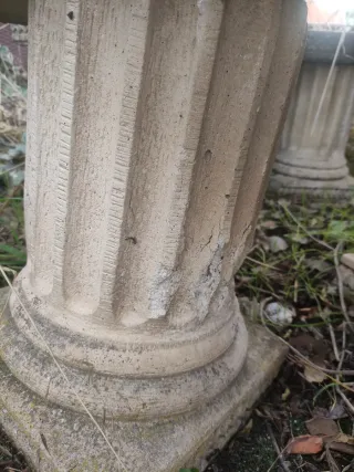 Conjunto jardín piedra - mesa + bancos