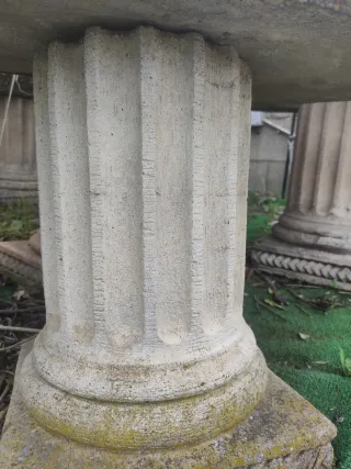 Conjunto jardín piedra - mesa + bancos