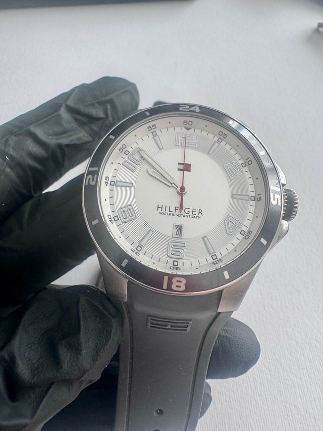 Reloj Tommy Hilfiger