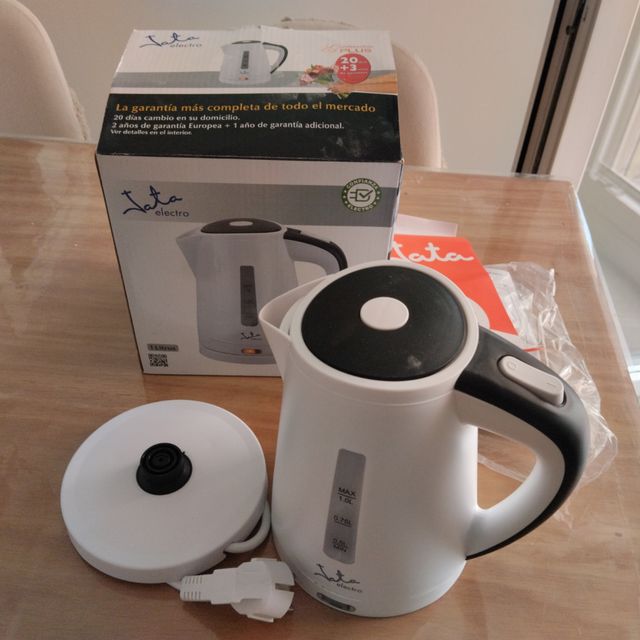 Hervidor Jata 1L - un uso. Precio no negociable