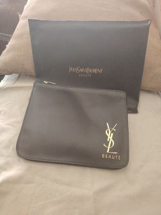 Borsa da toilette Yves Saint Laurent - Nero