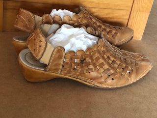 Sandalias Piel Marrón Mujer