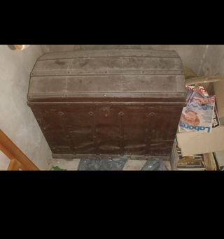 Baúl antiguo madera restaurar