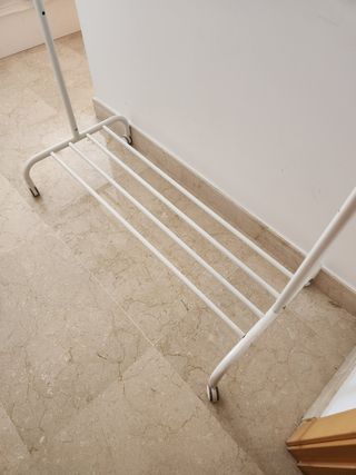 Perchero blanco metalico