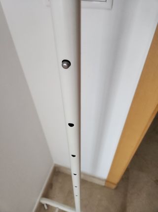 Perchero blanco metalico