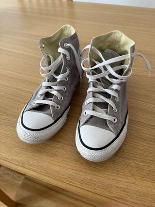 Converse grises talla 38