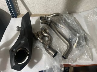 Escape CS Racing Honda CB650R