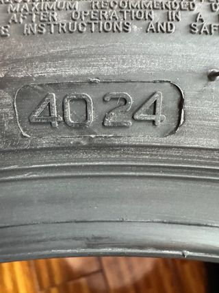 Neumáticos  245/40R18 Bridgestone 2 unid.