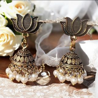 Pendientes Flor Loto dorados