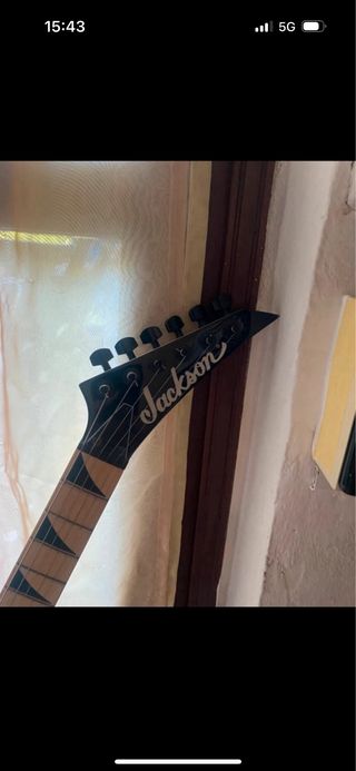 Chitarra Jackson Randy Rhoads bianca