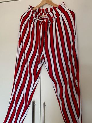 4 Prendas: Camisa,Pantalones y bermuda.