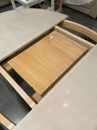 Mesa ovalada extensible