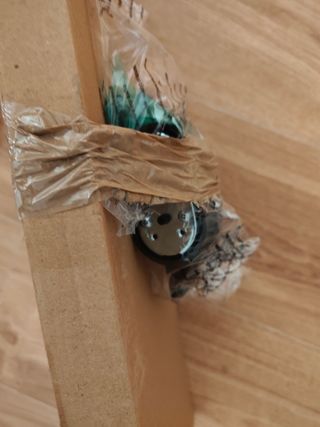 Soporte TV Toshiba nuevo