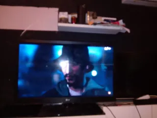 TV LED DE 42"  MARCA LG. CON INSTRUCCIONES