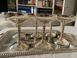 Juego 6 copas + bandeja Silver Plate