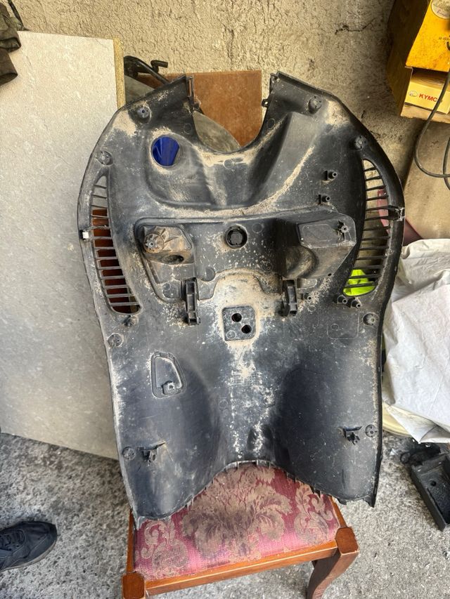 Retroscudo Scooter Suzuki 125/150