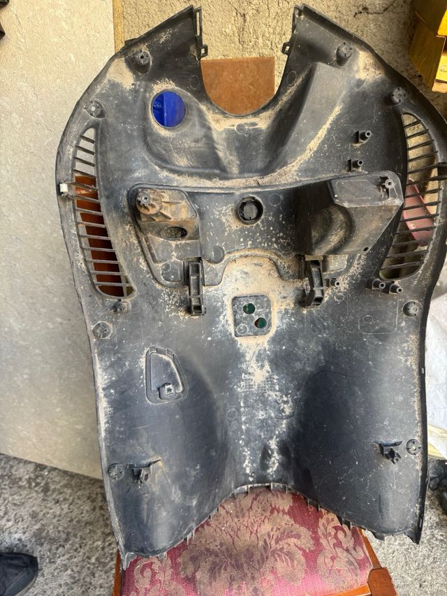 Retroscudo Scooter Suzuki 125/150