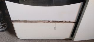 Cocina de gas y eléctrica antigua usada