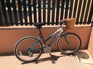 Bicicleta montaña mujer Kahuna Strata en Chipiona