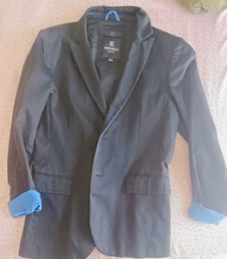 Americana Bershka negra talla L