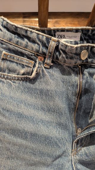 Vaqueros Zara rotos mujer