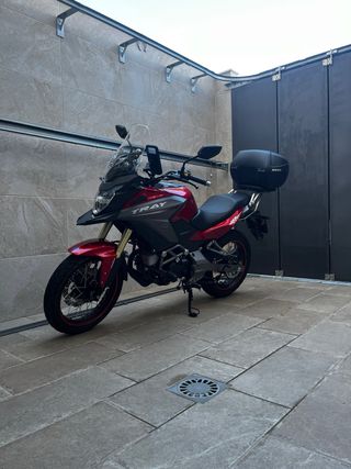 Moto Tray 125cc roja
