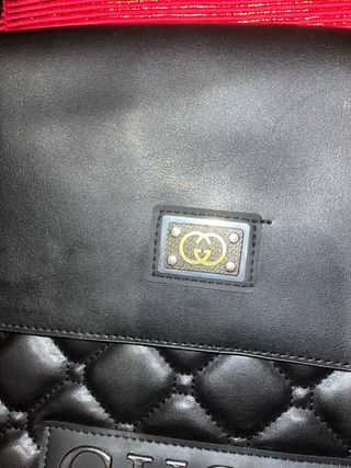 Bandolera Gucci negra