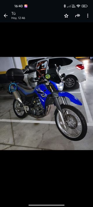 Yamaha XT 660R azul