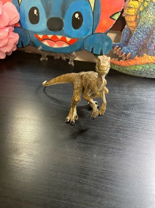 Dinosauro Velociraptor Papo