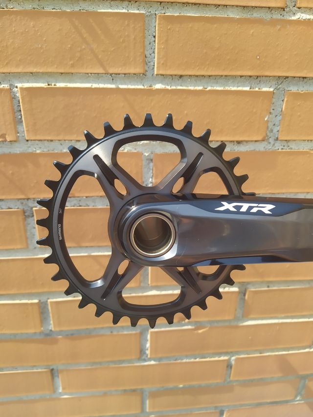 1x12v SHIMANO XTR FC-M9100 34T, 175mm. NUEVAS.