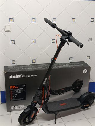Ninebot F2 Pro - Se entrega Ticket de compra.