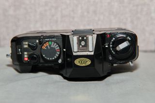 Nikon F-501 Cámara réflex