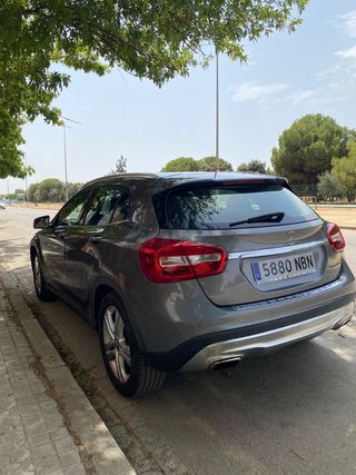 Mercedes-Benz GLA 2015